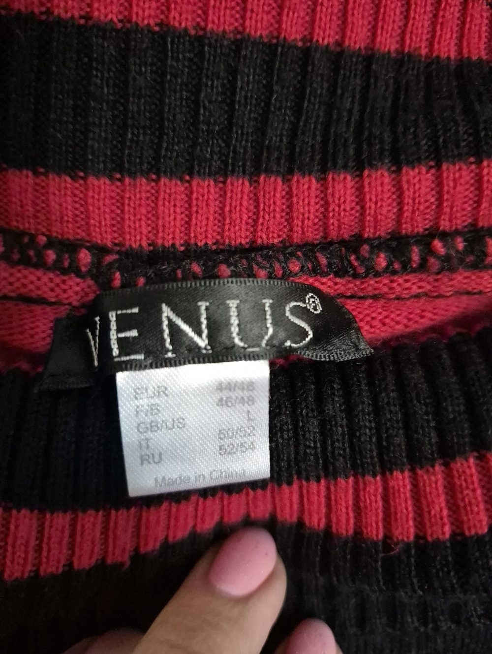 Y2K ! VENUS Black & Red Striped Off-Shoulder Knit Sweater - Picture 2 of 3